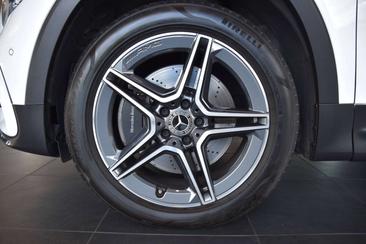 Mercedes GLB 220 AMG LINE — photo 8