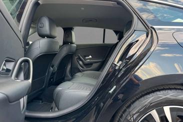 Mercedes CLA 180 — photo 7