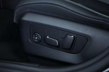 BMW I5 M Sport EDrive40 — photo 38