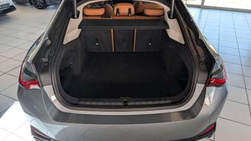 BMW I4 EDrive40 — photo 13