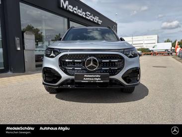 Mercedes GLB 250 AMG Line — photo 8
