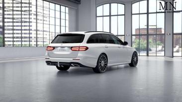 Mercedes Classe E 400 Night Edition — photo 9