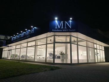 Mercedes Classe E 400 Night Edition — photo 11