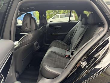 Mercedes Classe C 200 Night Edition — photo 15