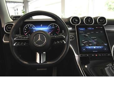 Mercedes GLC 220 Night Edition — photo 3