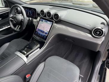 Mercedes Classe C 200 Night Edition — photo 23