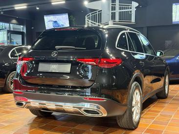 Mercedes GLC 200 — photo 7