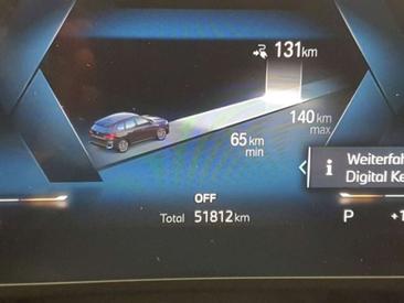 BMW IX1 30 XDrive — photo 13