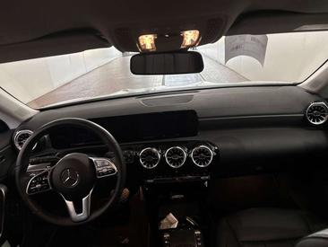 Mercedes CLA 200 — photo 2