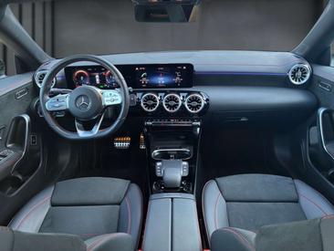 Mercedes CLA 250 Night Edition — photo 12