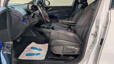 Volkswagen ID.4 GTX 4Motion — photo 11