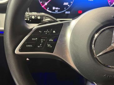 Mercedes GLC 200 — photo 36
