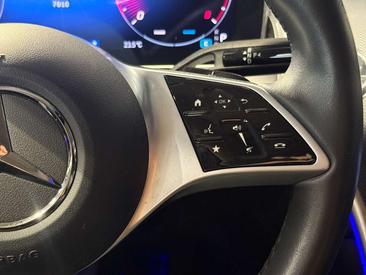 Mercedes GLC 200 — photo 37