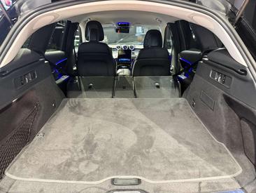 Mercedes GLC 200 — photo 39