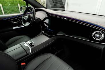 Mercedes EQE 350 AMG Line — photo 12