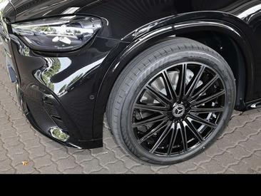 Mercedes GLC 400 AMG Line — photo 3