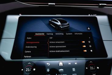 Mercedes EQE 350 AMG Line — photo 26