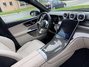 Mercedes GLC 300 Luxury Line — photo 16