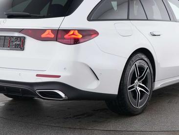 Mercedes Classe E Break 220 Night Edition — photo 8