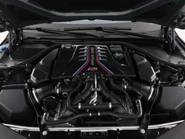 BMW M8 Cabriolet — photo 9