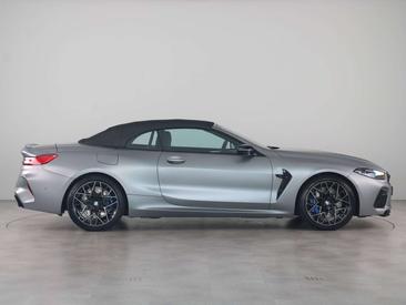 BMW M8 Cabriolet — photo 12