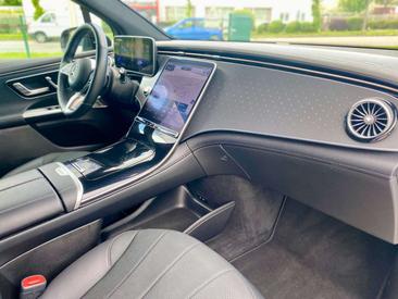 Mercedes EQE 350 Edition 1 — photo 10