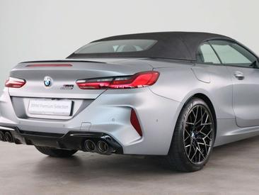 BMW M8 Cabriolet — photo 31