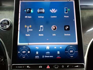 Mercedes GLC 220 AVANTGARDE — photo 11