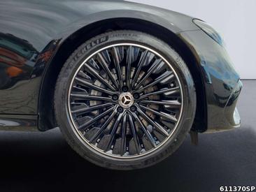 Mercedes Classe E 300 Night Edition — photo 5