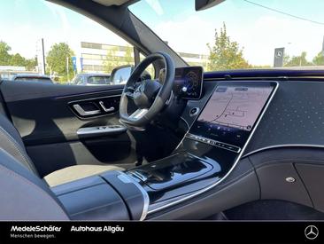 Mercedes EQE 350 Night Edition — photo 15