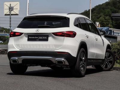 Mercedes GLA 220