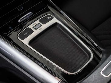 Mercedes GLA 220 — photo 10
