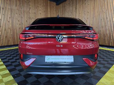 Volkswagen ID.5 Pro — photo 6