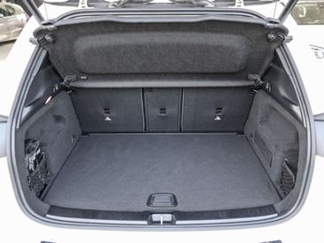 Mercedes GLA 220 — photo 11
