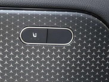 Mercedes GLA 220 — photo 12