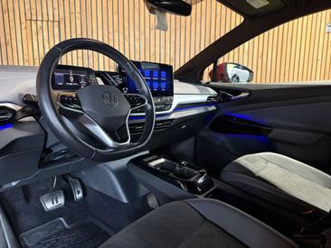 Volkswagen ID.5 Pro — photo 11