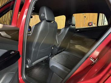 Volkswagen ID.5 Pro — photo 13
