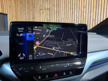 Volkswagen ID.5 Pro — photo 23