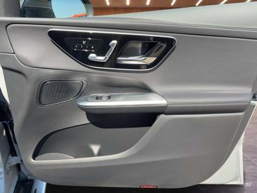 Mercedes GLC 300 Night Edition — photo 19
