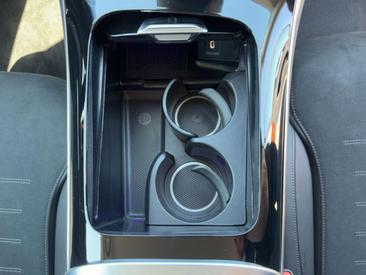 Mercedes GLC 300 Night Edition — photo 20
