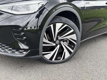 Volkswagen ID.4 GTX 4Motion — photo 2