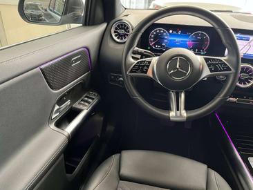 Mercedes GLA 200 Advanced — photo 13