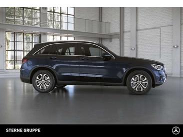 Mercedes GLC 220 — photo 9