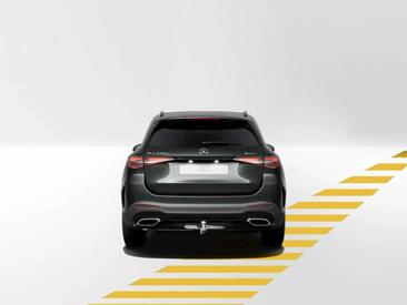 Mercedes GLC 200 Night Edition — photo 4