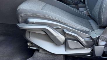 BMW X1 18d SDrive — photo 15
