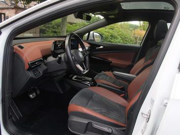 Volkswagen ID.4 — photo 3