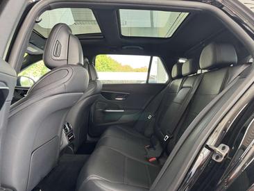 Mercedes Classe C 300 Premium — photo 16