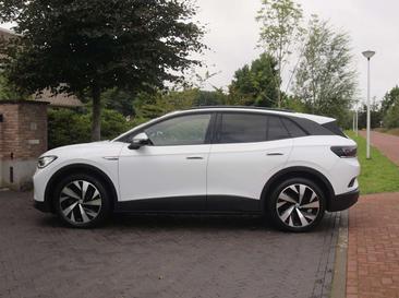 Volkswagen ID.4 — photo 6