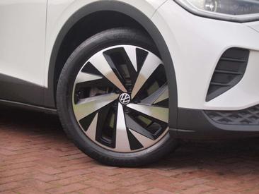 Volkswagen ID.4 — photo 11