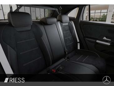 Mercedes GLA 220 NIGHT — photo 12
